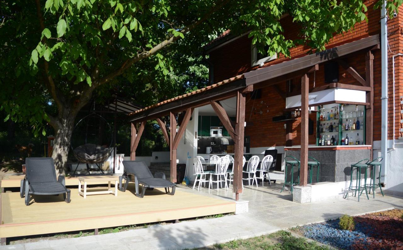 Villa Dijana - Pool, Spa, Outdoor Kitchen Belgrad Exterior foto